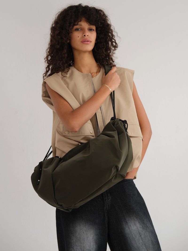 Zuri Large string bag - Olive - Image 5